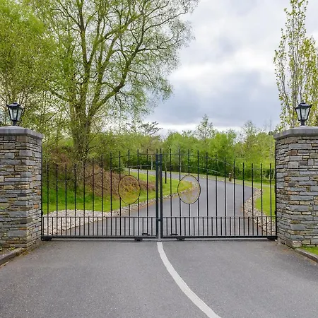 The Courtyard At Sheen Falls Country Club * Kenmare